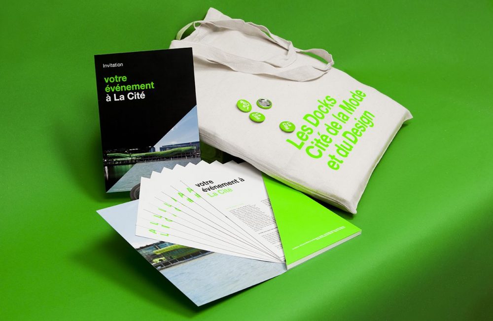 1-cite-modedesign-packplaquette-les-barbus-agence-de